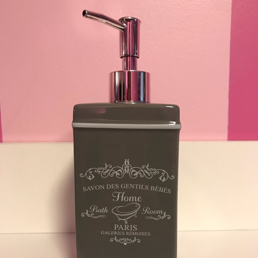 Paris Soap dispenser
